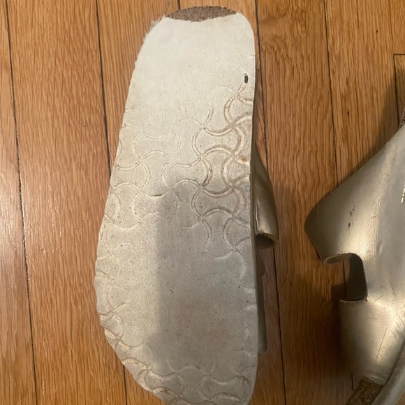 Size 8.5 or 39 Birkenstock - Picture 1 of 2